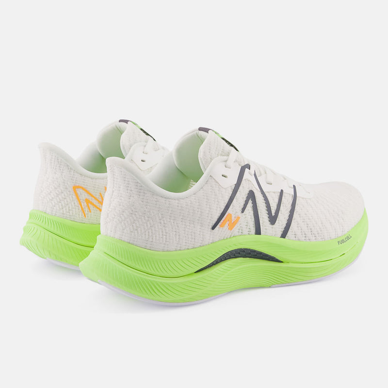 NEW BALANCE FUELCELL PROPEL V4